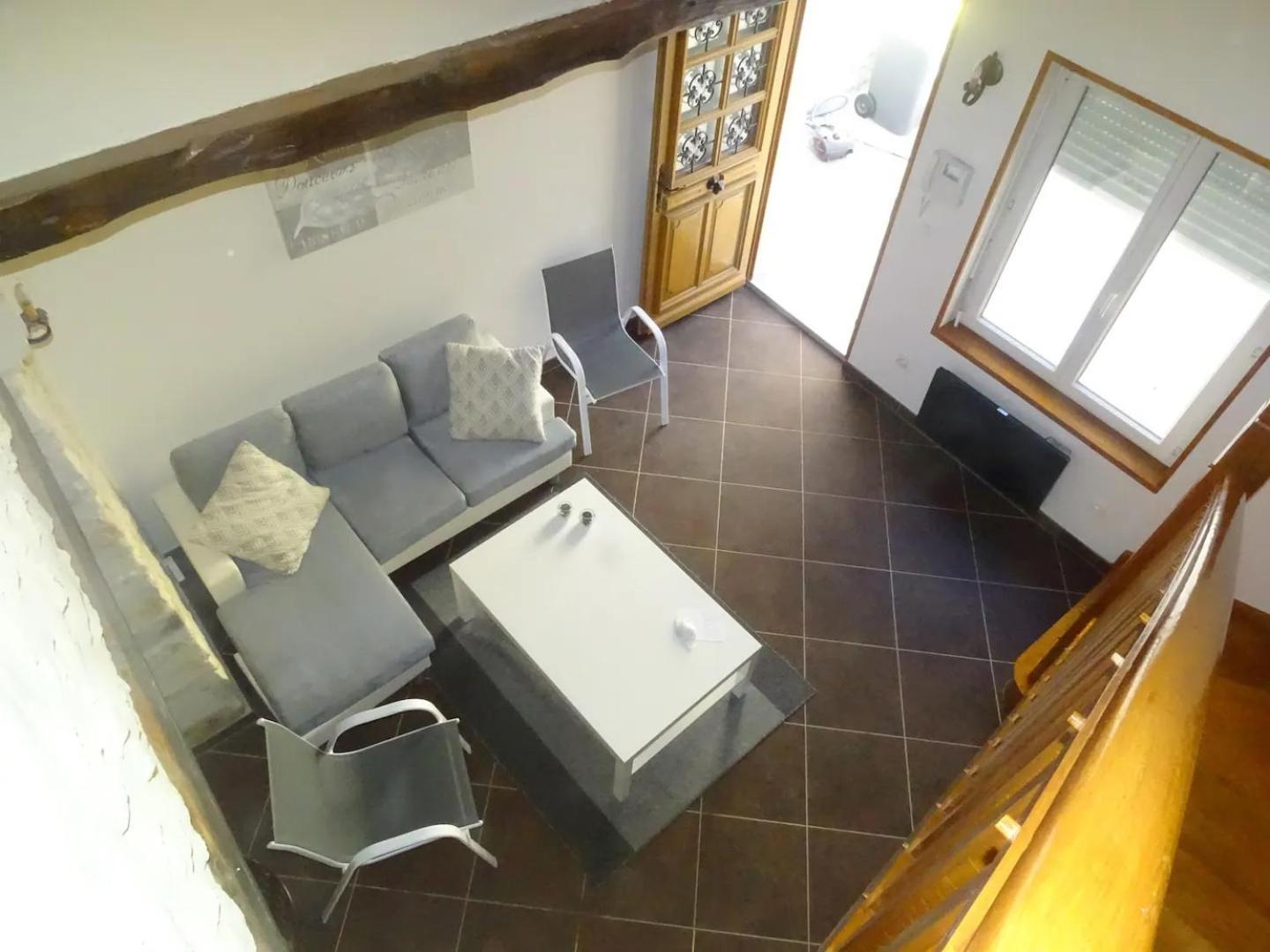 Triplex Sisley - Maison Atypique Avec Cour Exterieure Moret-sur-Loing Exterior photo